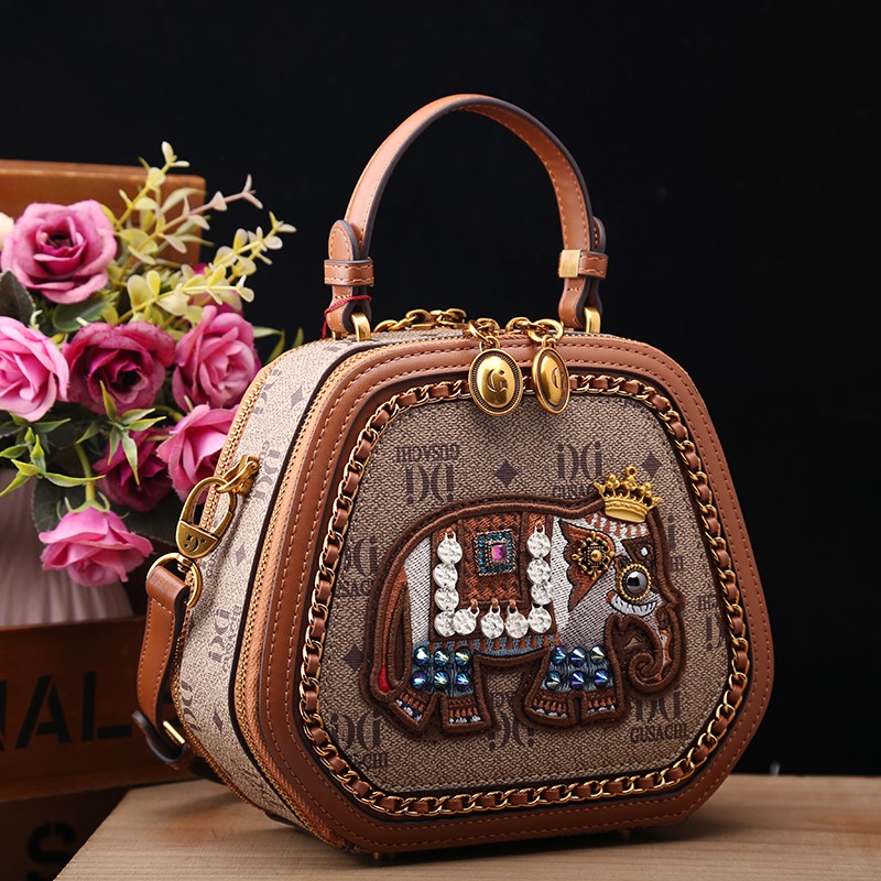 Light luxury brand women's han - đánh giá và giá Interior Design Article